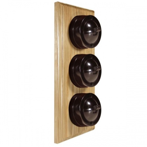 3 Gang Bakelite Switch - Light Oak