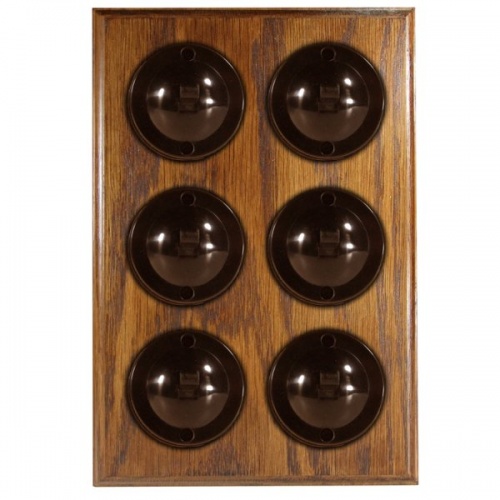 6 Gang Bakelite Switch - Medium Oak