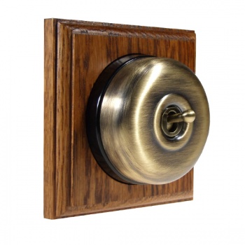 1 Gang 2 Way  Medium Oak, Smooth Dome Period Switch