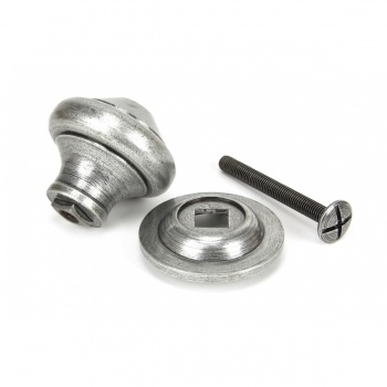 Pewter Regency Centre Door Knob