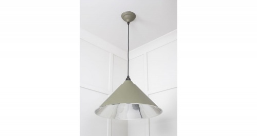 Smooth Nickel Hockley Pendant in Tump