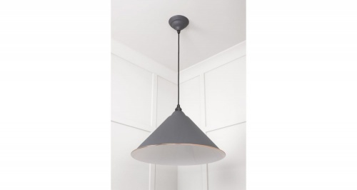 White Gloss Hockley Pendant in Bluff