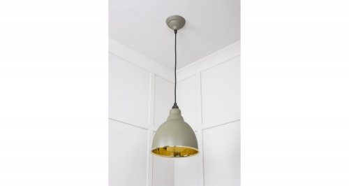 Smooth Brass Brindley Pendant in Tump