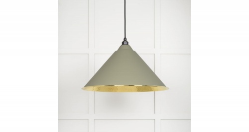 Hammered Brass Hockley Pendant in Tump