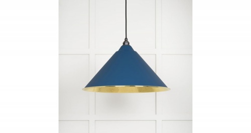 Hammered Brass Hockley Pendant in Upstream