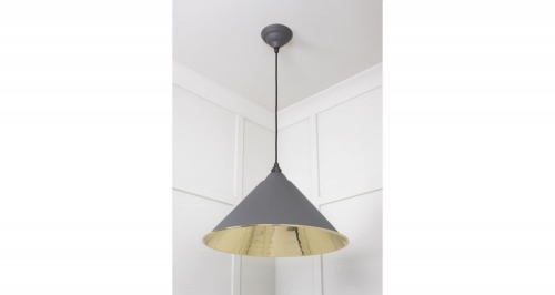 Smooth Brass Hockley Pendant in Bluff