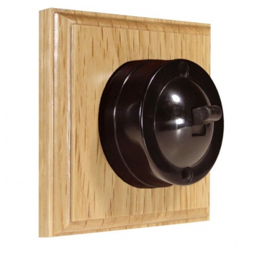 1 Gang Bakelite Switch - Light Oak