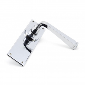 Polished Chrome Avon Lever Latch Set