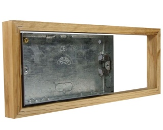 Classic Wood 18mm Surface Mounting Wall Box for 3G Bakelite Horizontal fitting in Light Oak