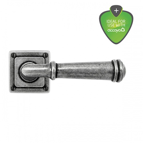 Finesse Durham Jesmond Pewter Door Handle on Square Rose