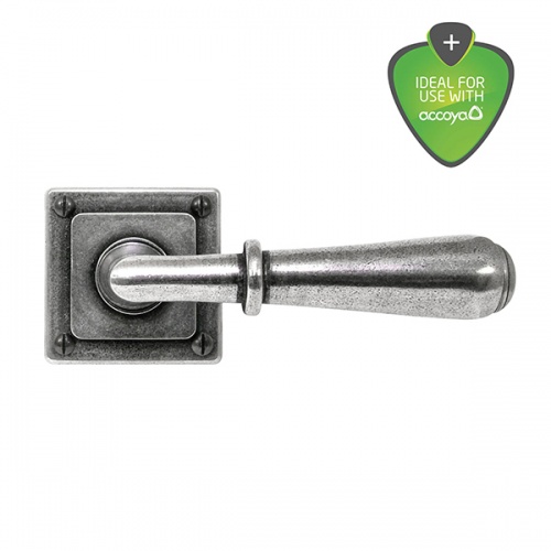 Finesse Fenwick Jesmond Pewter Door Handle on Square Rose