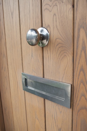 Finesse Centre Door Knob