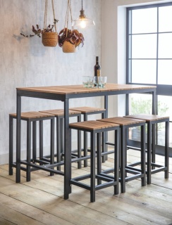 Camley Bar Table Set