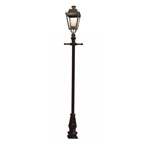 Balmoral with 3″ Post Mount Large With Three Light Cluster