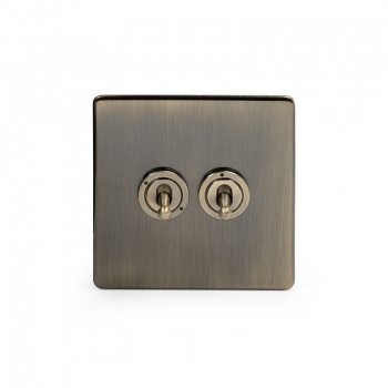 Aged Brass 2 Gang Intermediate Toggle Switch Screwless