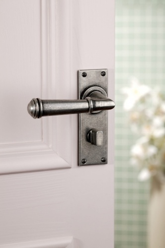 Finesse Durham Pewter Door Handle on Backplate