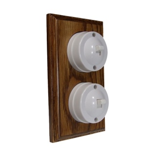 2 Gang 1 or 2way Vertical Bakelite Switch, White Dolly On A Medium Oak Base