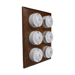 6 Gang 1 or 2way Bakelite Switch White Dolly On A Medium Oak Base