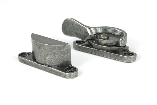 Pewter Fitch Fastener